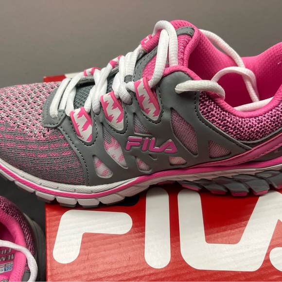 Fila Fiber Run Energized - Size 6.5 - worn once - like new - in box - Picture 3 of 8